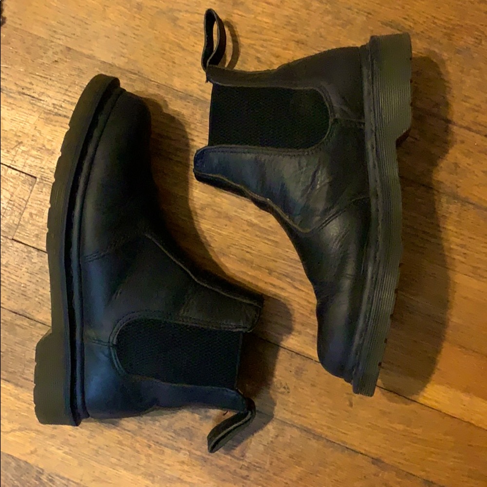 Dr. Marten’s 2976 Chelsea Boot
